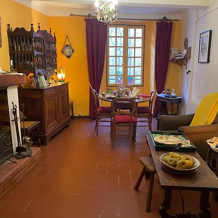 Bed and Breakfast Le Pra de Pé Cotignac Esterno foto