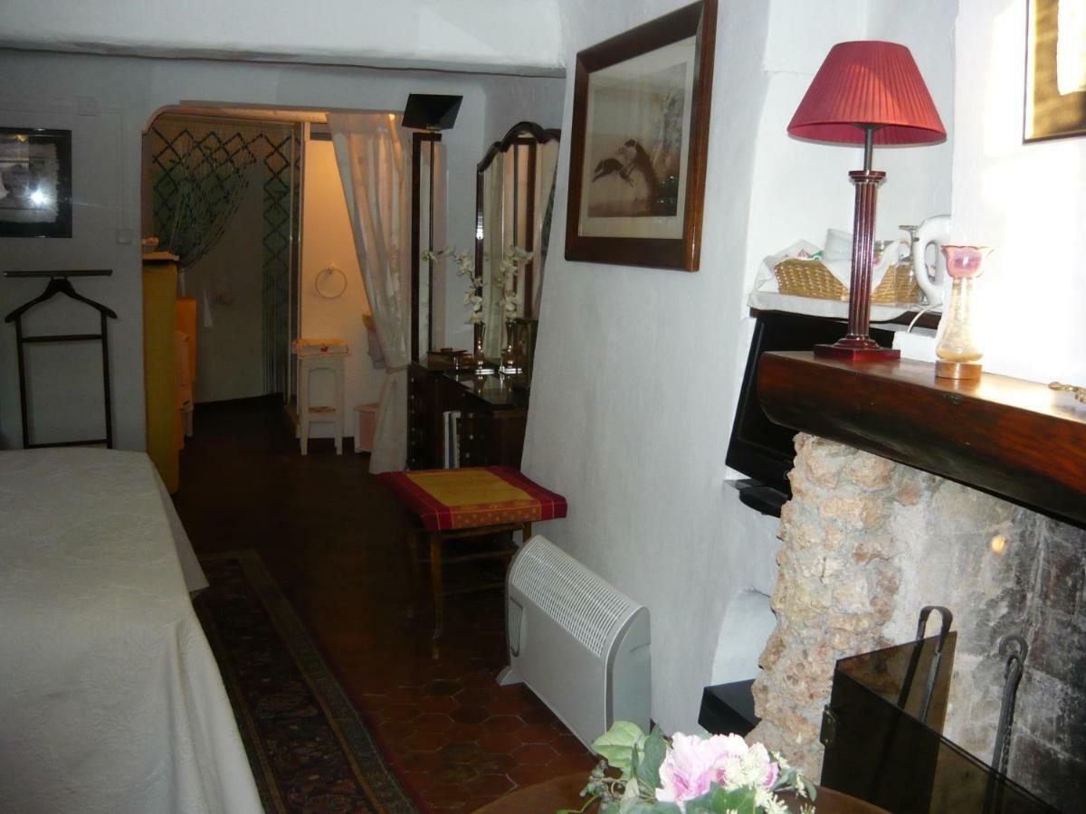 Bed and Breakfast Le Pra de Pé Cotignac Esterno foto